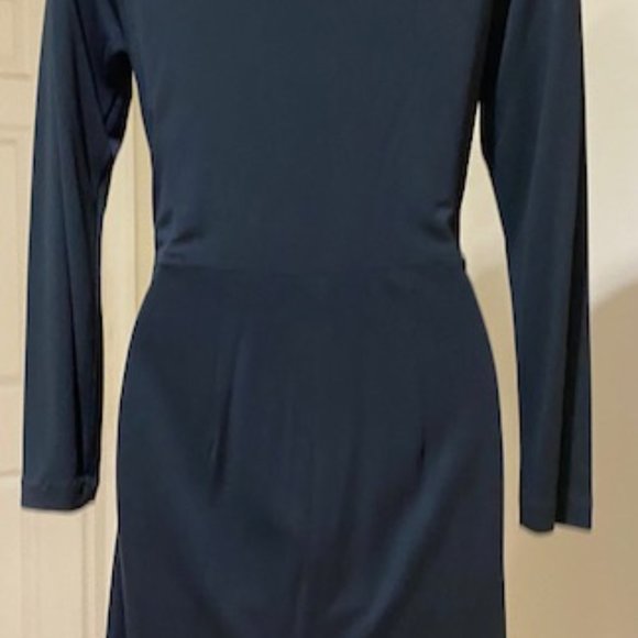 Vintage Famous Black  Dress ~  Size 4 - Picture 6 of 8